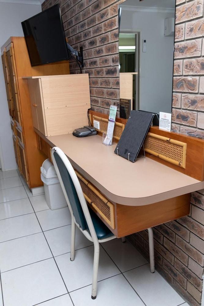 Lantern Motor Inn Mackay Bagian luar foto