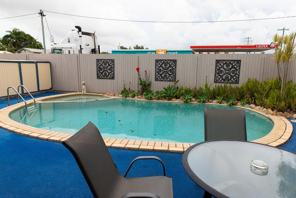 Lantern Motor Inn Mackay Bagian luar foto