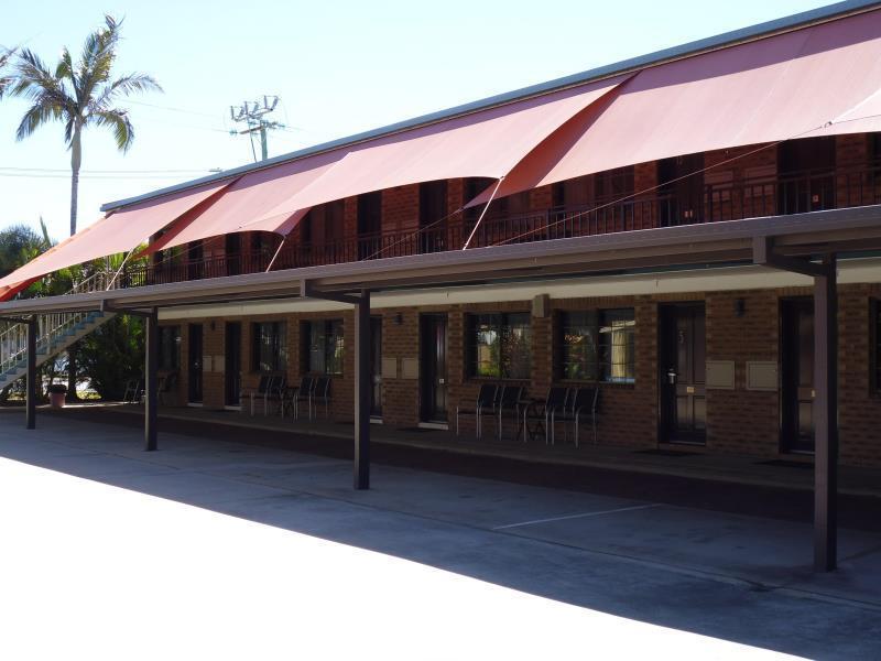 Lantern Motor Inn Mackay Bagian luar foto